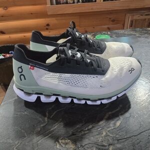 On Running Women's Sneakers in Black and White